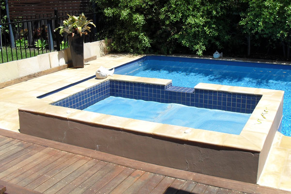 Pergola & Decking